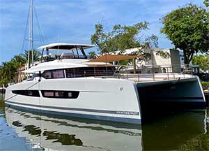 ATN Forward Awning on a Fountaine Pajot Power Cat